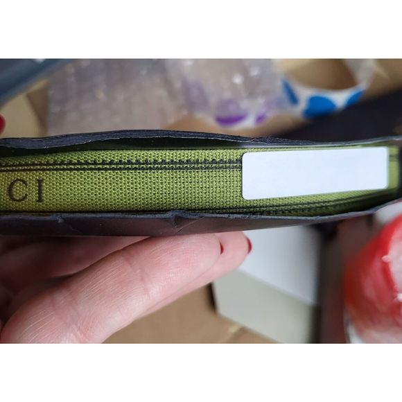 Gucci Other - Authentic GUCCI Ribbon Green 75M (82yards) Roll x 16mm NEW